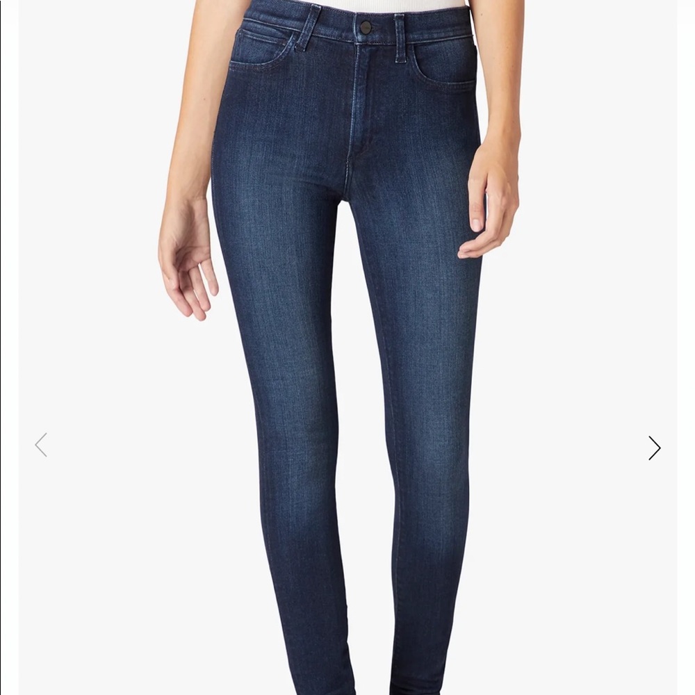 Joe’s Jeans “The Skinny” size 27
